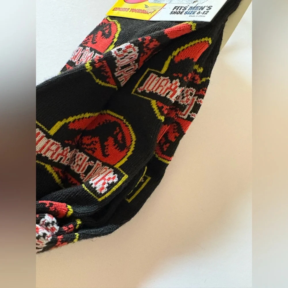 Jurassic Park Black Crew Socks - Picture 3 of 4